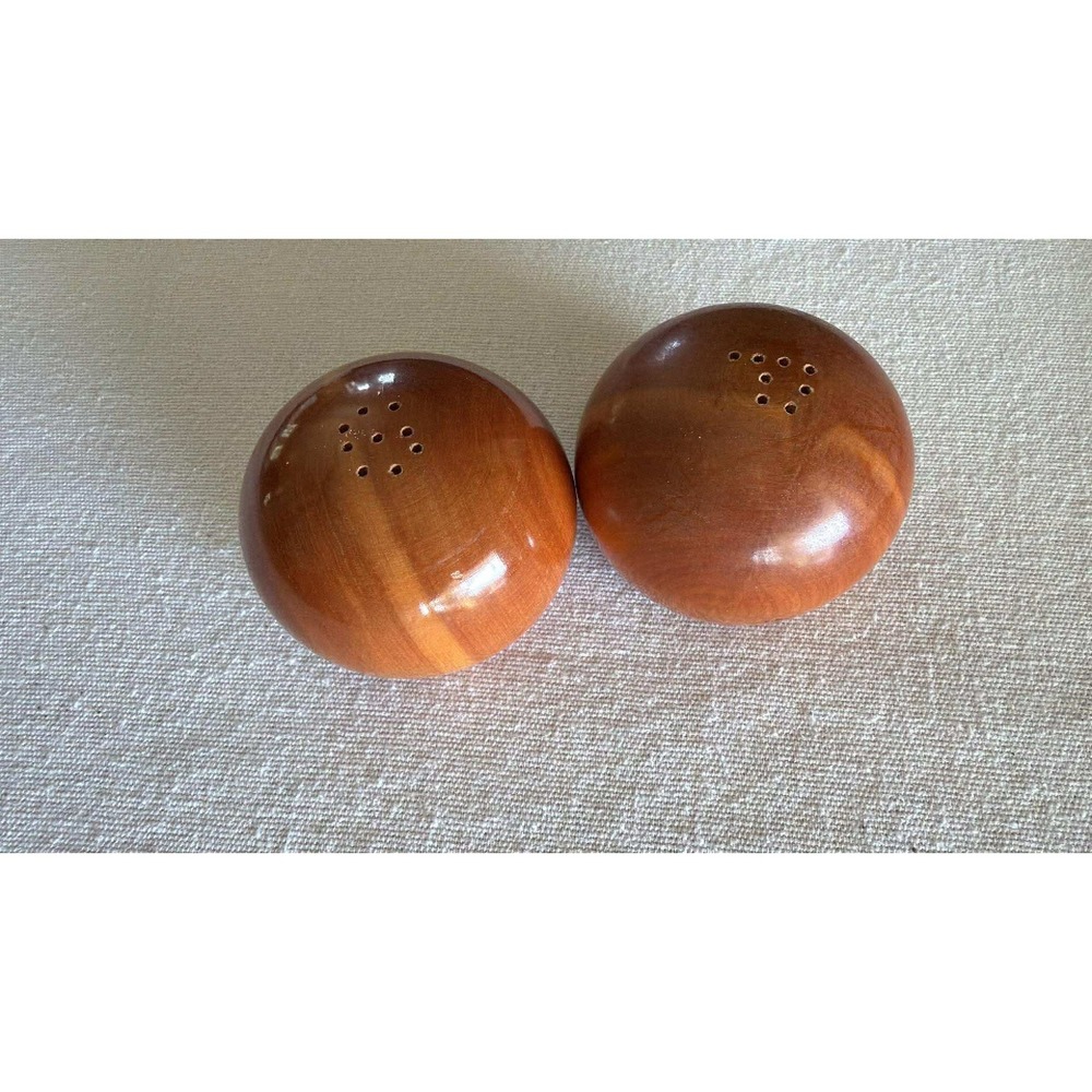 Vintage Wood Orb Salt and Pepper Shakers MCM Mid Century Modern Turned Wood Orb